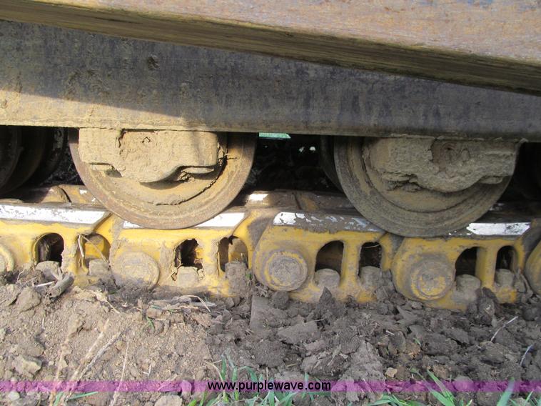 image for item E4709 1998 Caterpillar D6R XL dozer