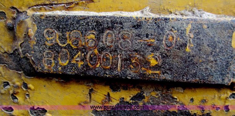 image for item E4709 1998 Caterpillar D6R XL dozer