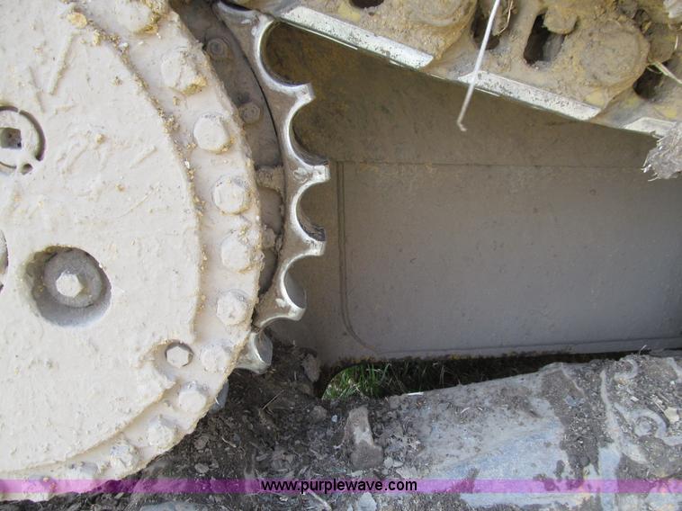 image for item E4710 1998 Caterpillar D6R XL dozer