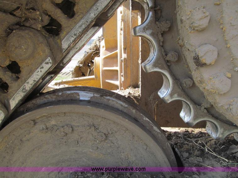 image for item E4710 1998 Caterpillar D6R XL dozer