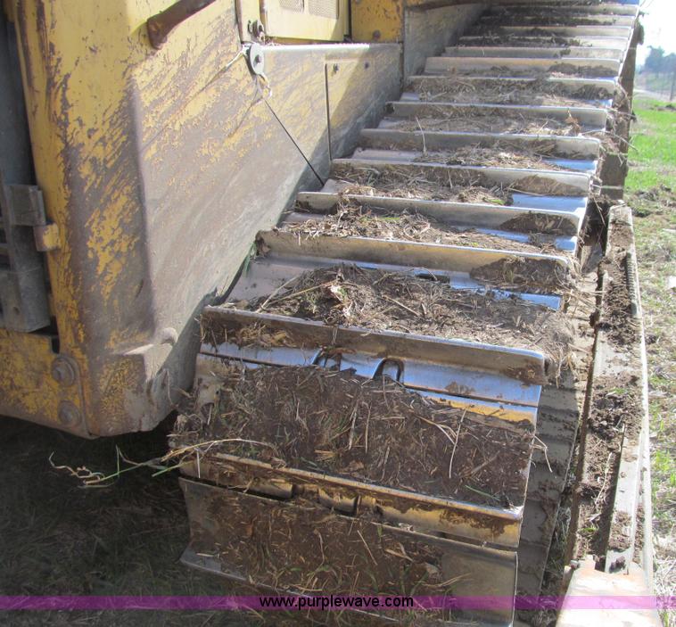 image for item E4710 1998 Caterpillar D6R XL dozer