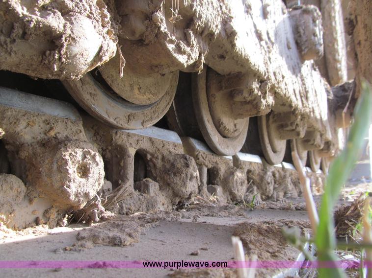 image for item E4710 1998 Caterpillar D6R XL dozer