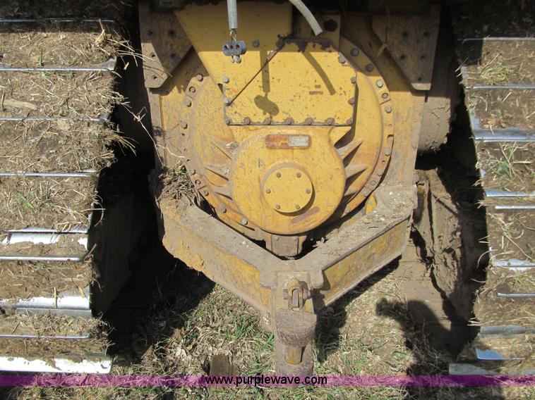 image for item E4710 1998 Caterpillar D6R XL dozer