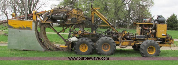image for item E4712 Speicher H600 trencher