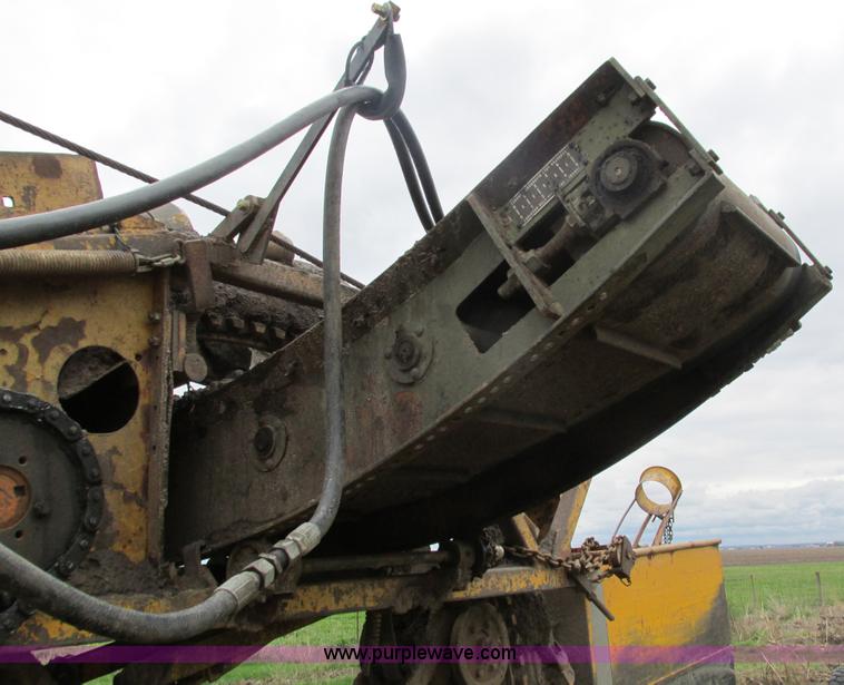 image for item E4712 Speicher H600 trencher