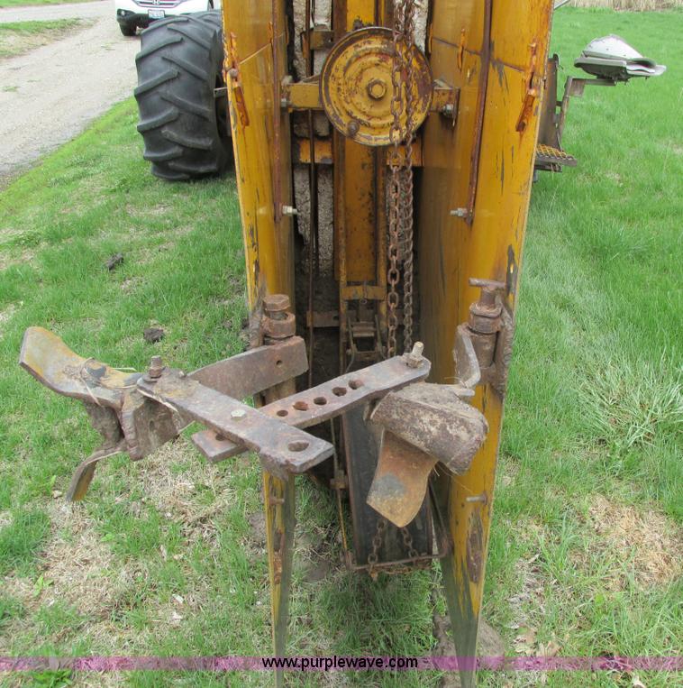 image for item E4712 Speicher H600 trencher