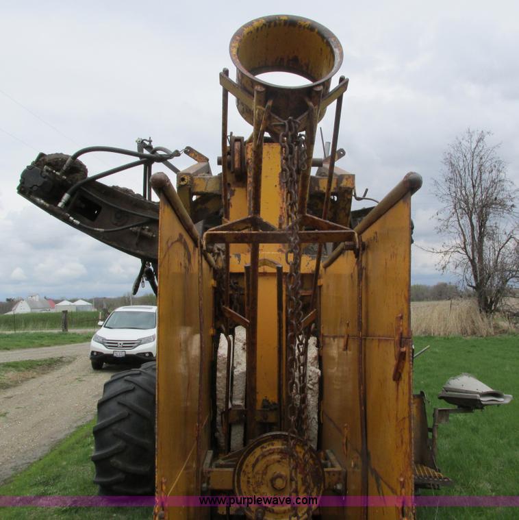 image for item E4712 Speicher H600 trencher