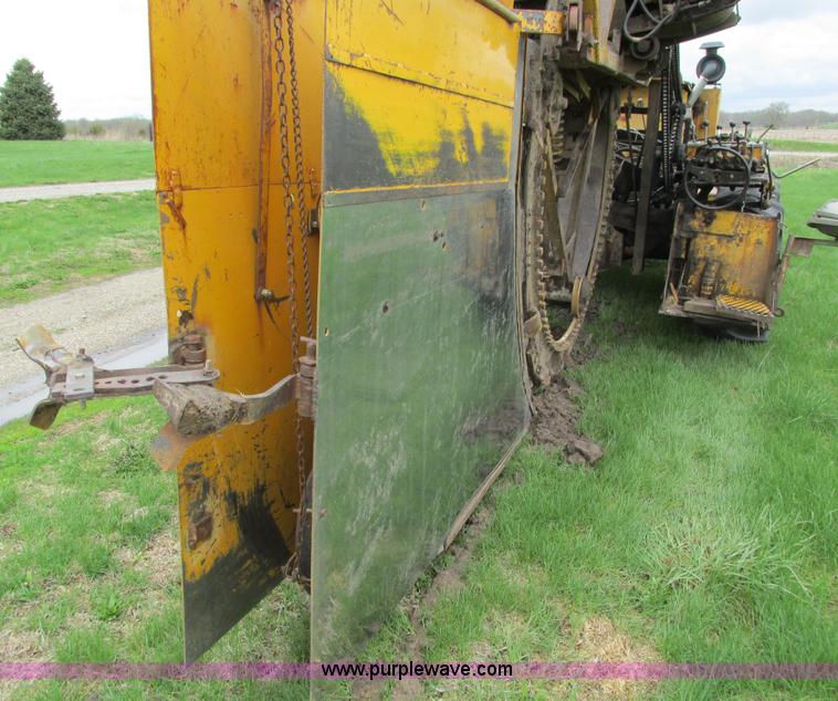 image for item E4712 Speicher H600 trencher