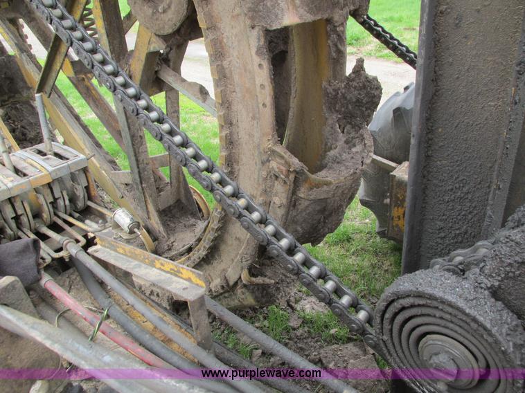 image for item E4712 Speicher H600 trencher