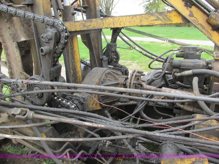 image for item E4712 Speicher H600 trencher