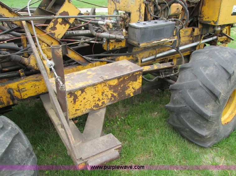 image for item E4712 Speicher H600 trencher