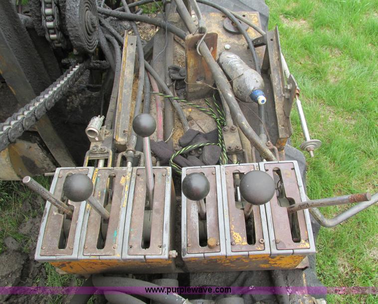 image for item E4712 Speicher H600 trencher