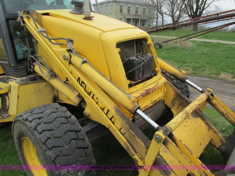 image for item E4713 2000 New Holland 575E backhoe