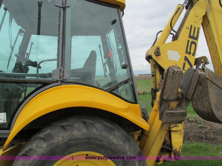 image for item E4713 2000 New Holland 575E backhoe