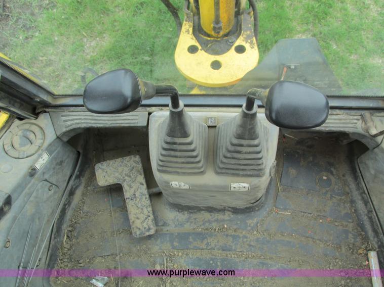 image for item E4713 2000 New Holland 575E backhoe