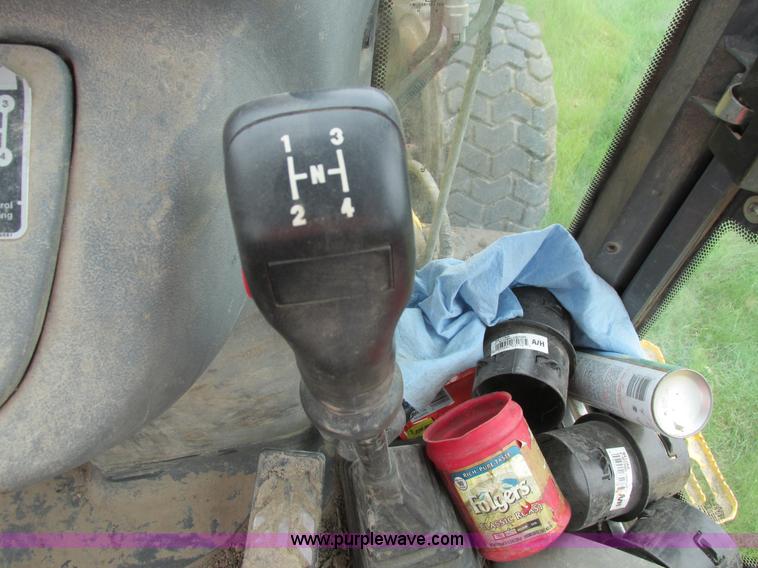 image for item E4713 2000 New Holland 575E backhoe