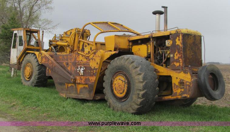 image for item E4714 1970 Caterpillar 627 scraper