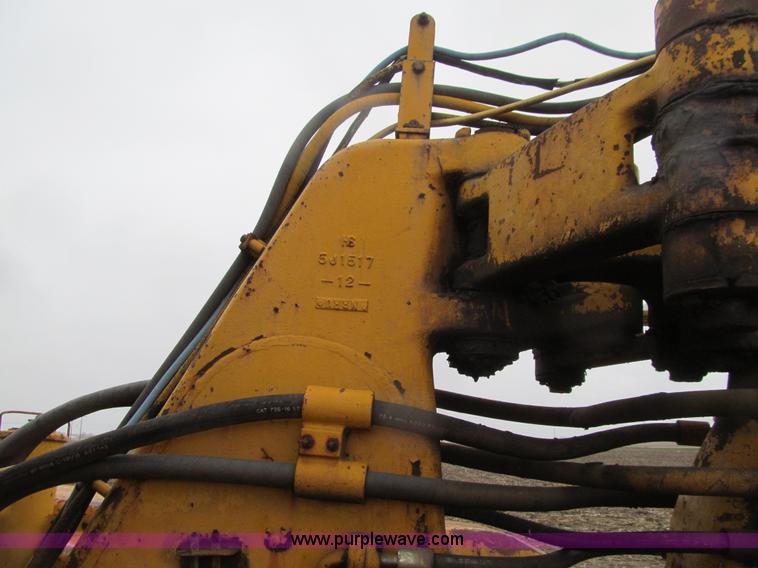 image for item E4714 1970 Caterpillar 627 scraper