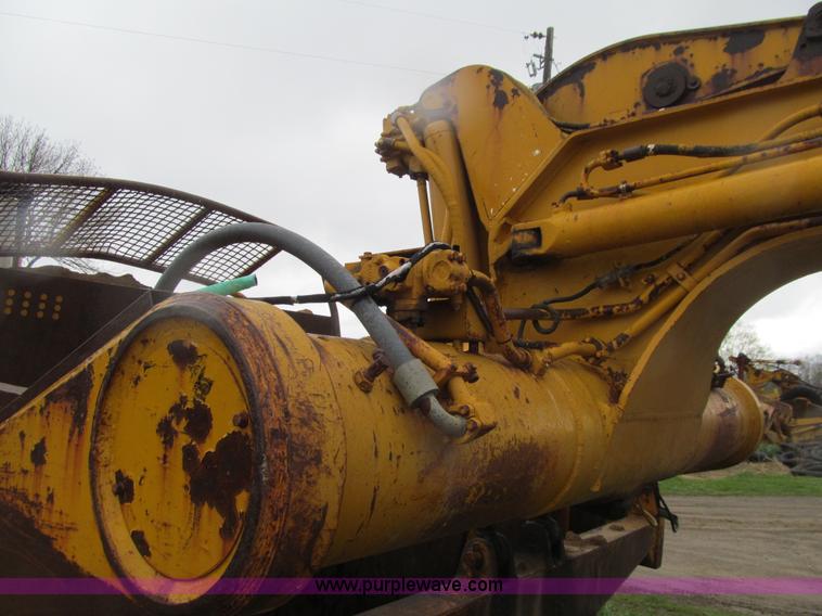 image for item E4714 1970 Caterpillar 627 scraper