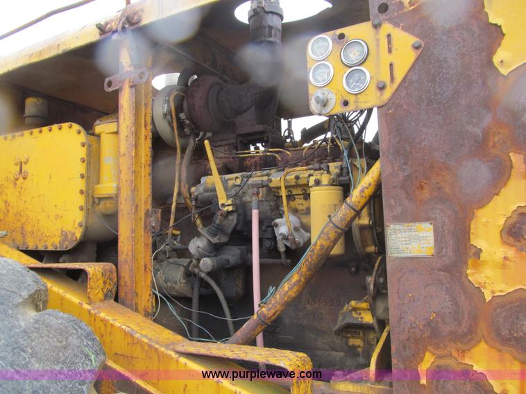 image for item E4714 1970 Caterpillar 627 scraper