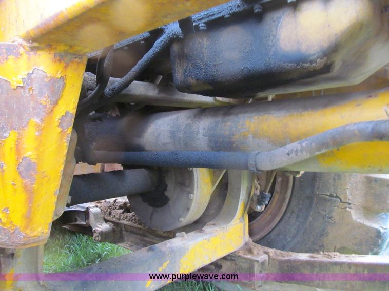 image for item E4714 1970 Caterpillar 627 scraper