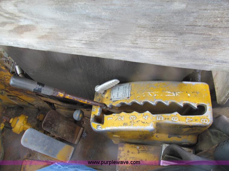 image for item E4714 1970 Caterpillar 627 scraper