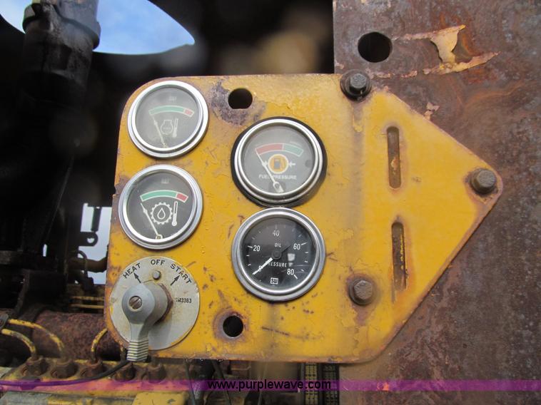 image for item E4714 1970 Caterpillar 627 scraper