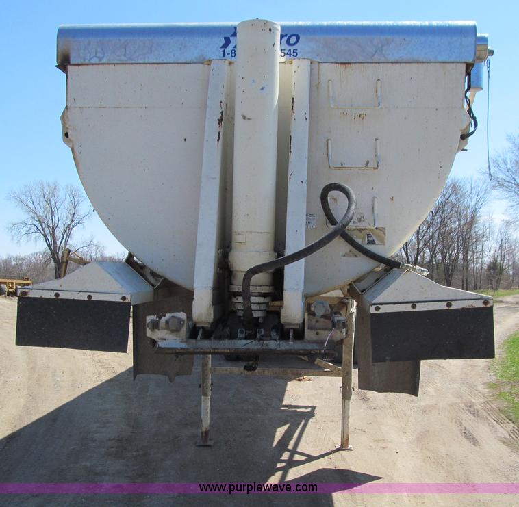 image for item E4716 1997 Ranco-anvil frame-less end dump trailer