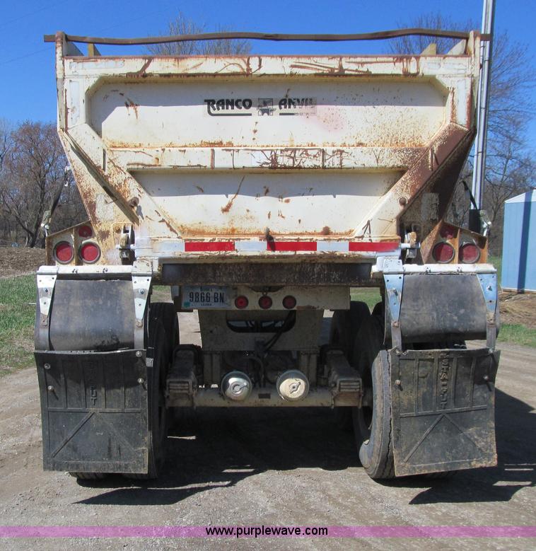 image for item E4716 1997 Ranco-anvil frame-less end dump trailer