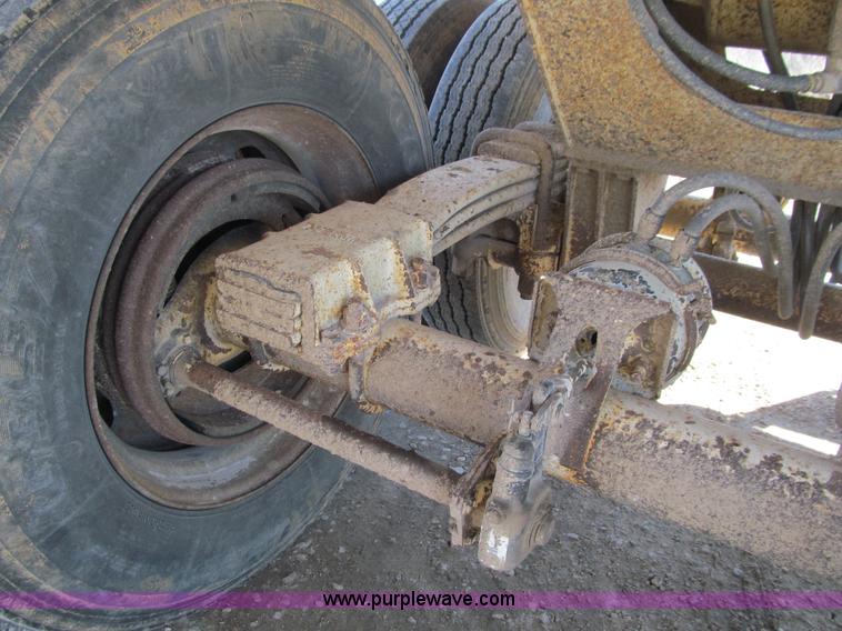 image for item E4716 1997 Ranco-anvil frame-less end dump trailer