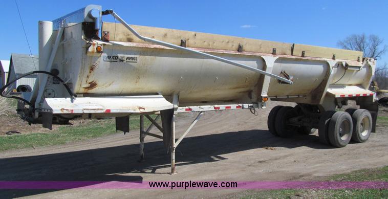 image for item E4716 1997 Ranco-anvil frame-less end dump trailer