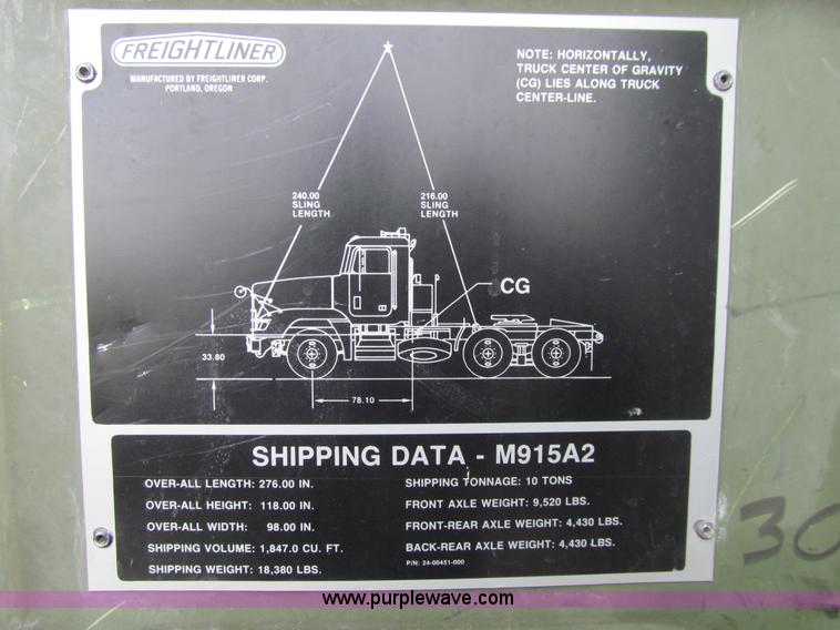 image for item E4719 1992 Freightliner M915A2 semi truck