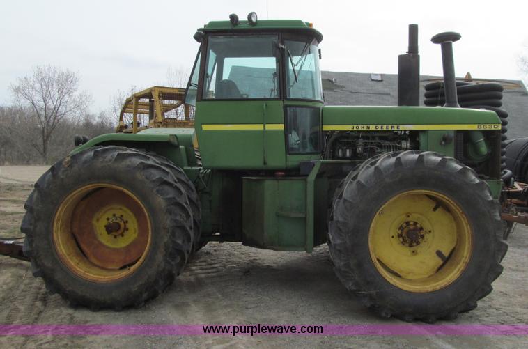 image for item E4721 1976 John Deere 8630 4WD tractor