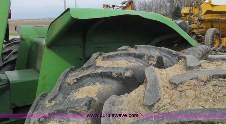 image for item E4721 1976 John Deere 8630 4WD tractor