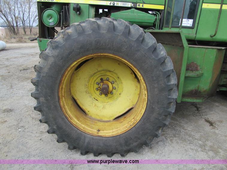 image for item E4721 1976 John Deere 8630 4WD tractor