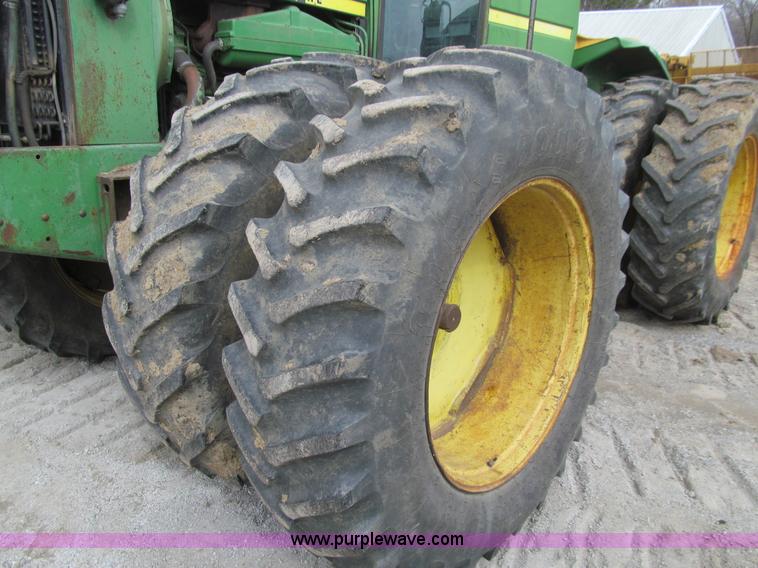 image for item E4721 1976 John Deere 8630 4WD tractor