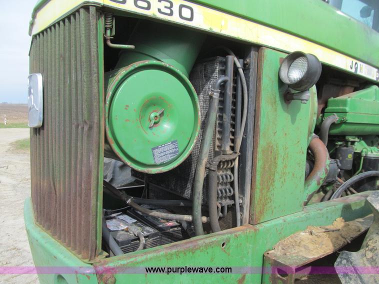 image for item E4721 1976 John Deere 8630 4WD tractor