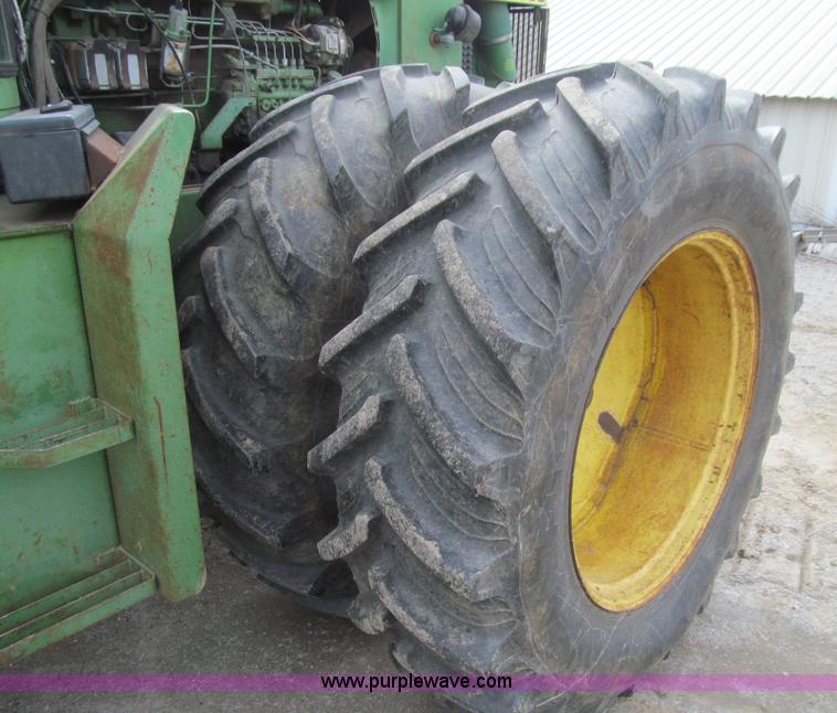 image for item E4721 1976 John Deere 8630 4WD tractor