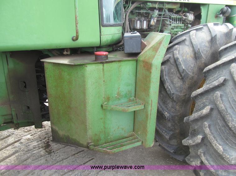 image for item E4721 1976 John Deere 8630 4WD tractor