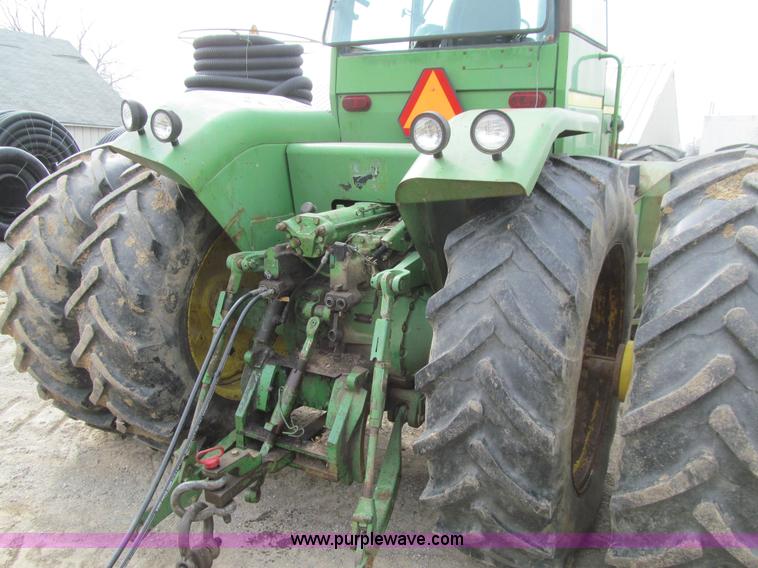 image for item E4721 1976 John Deere 8630 4WD tractor
