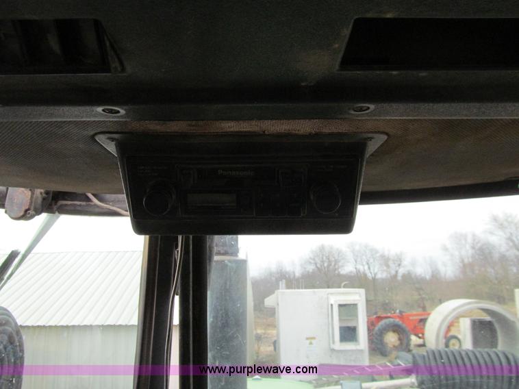 image for item E4721 1976 John Deere 8630 4WD tractor