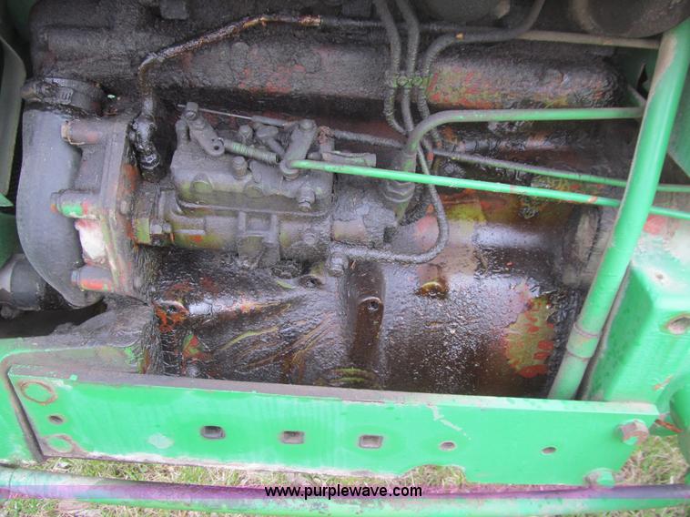 image for item E4723 1977 John Deere 2040 Industrial tractor