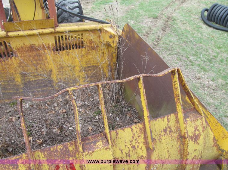 image for item E4727 Shop built hydraulic pull scraper bowl