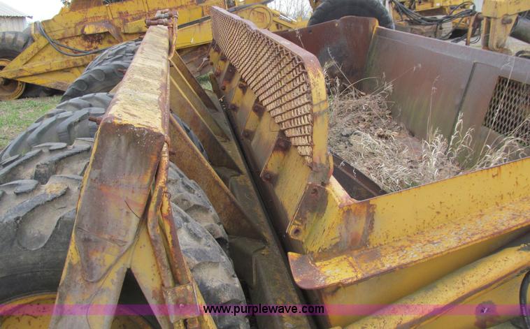 image for item E4736 Reynolds 14/14 hydraulic pull scraper