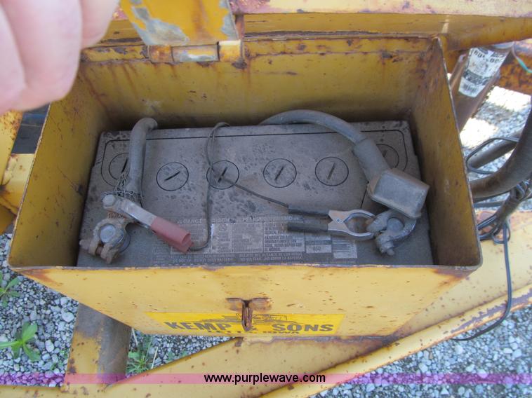 image for item E4739 R&L welding tile stringing trailer