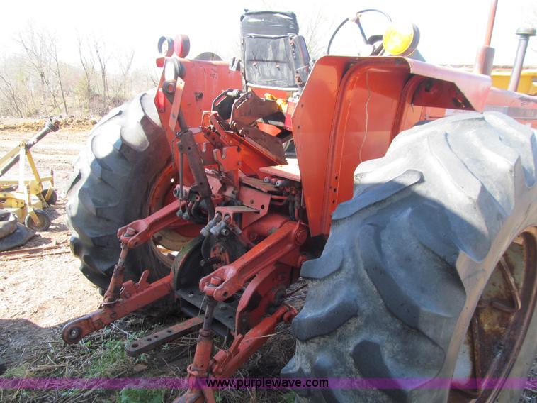 image for item E4740 Allis Chalmers 185 tractor