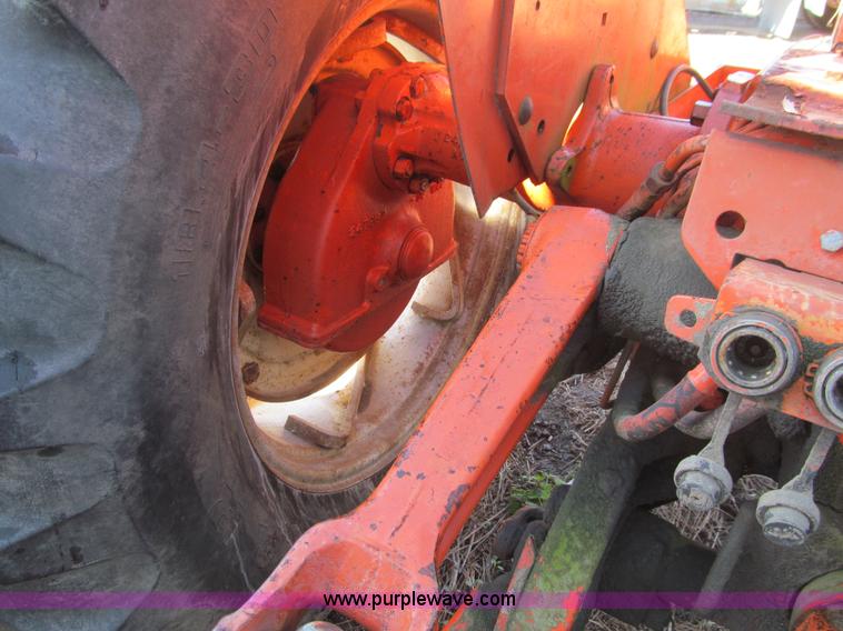 image for item E4740 Allis Chalmers 185 tractor