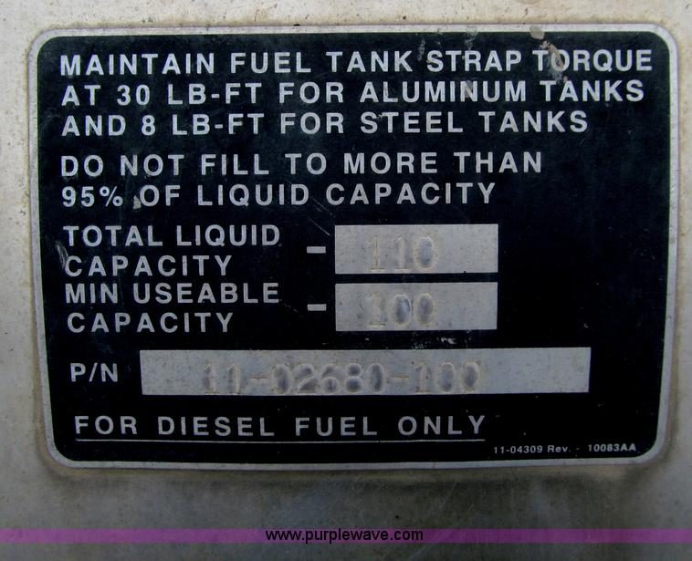 image for item E4741 1996 Peterbilt 377 semi truck