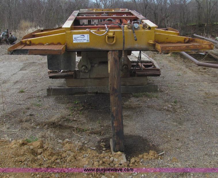 image for item E4743 1982 Talbert triple axle lowboy trailer
