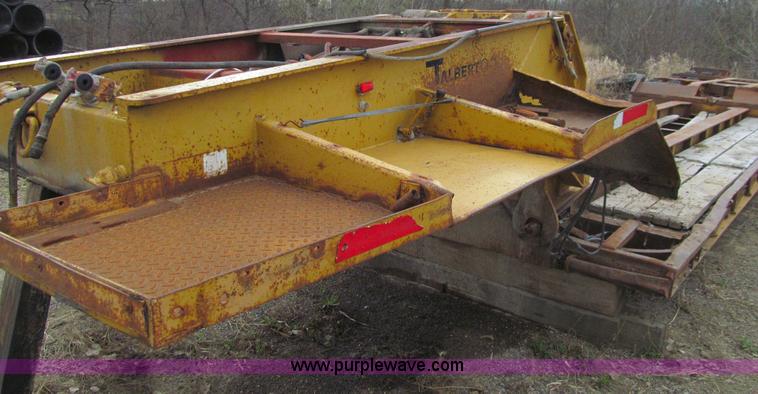 image for item E4743 1982 Talbert triple axle lowboy trailer